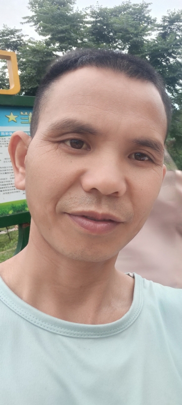 找个相爱的人结婚的第一张照片--安顺中老年相亲网